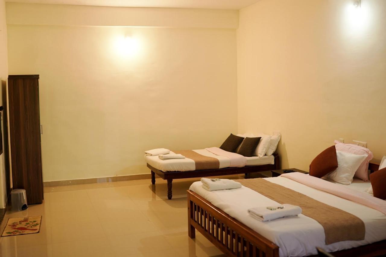 Wayanad Royal Stream Bed and Breakfast Kalpetta Exteriör bild