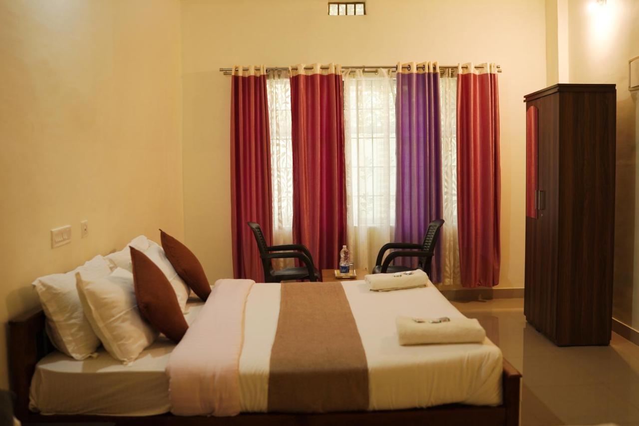 Wayanad Royal Stream Bed and Breakfast Kalpetta Exteriör bild