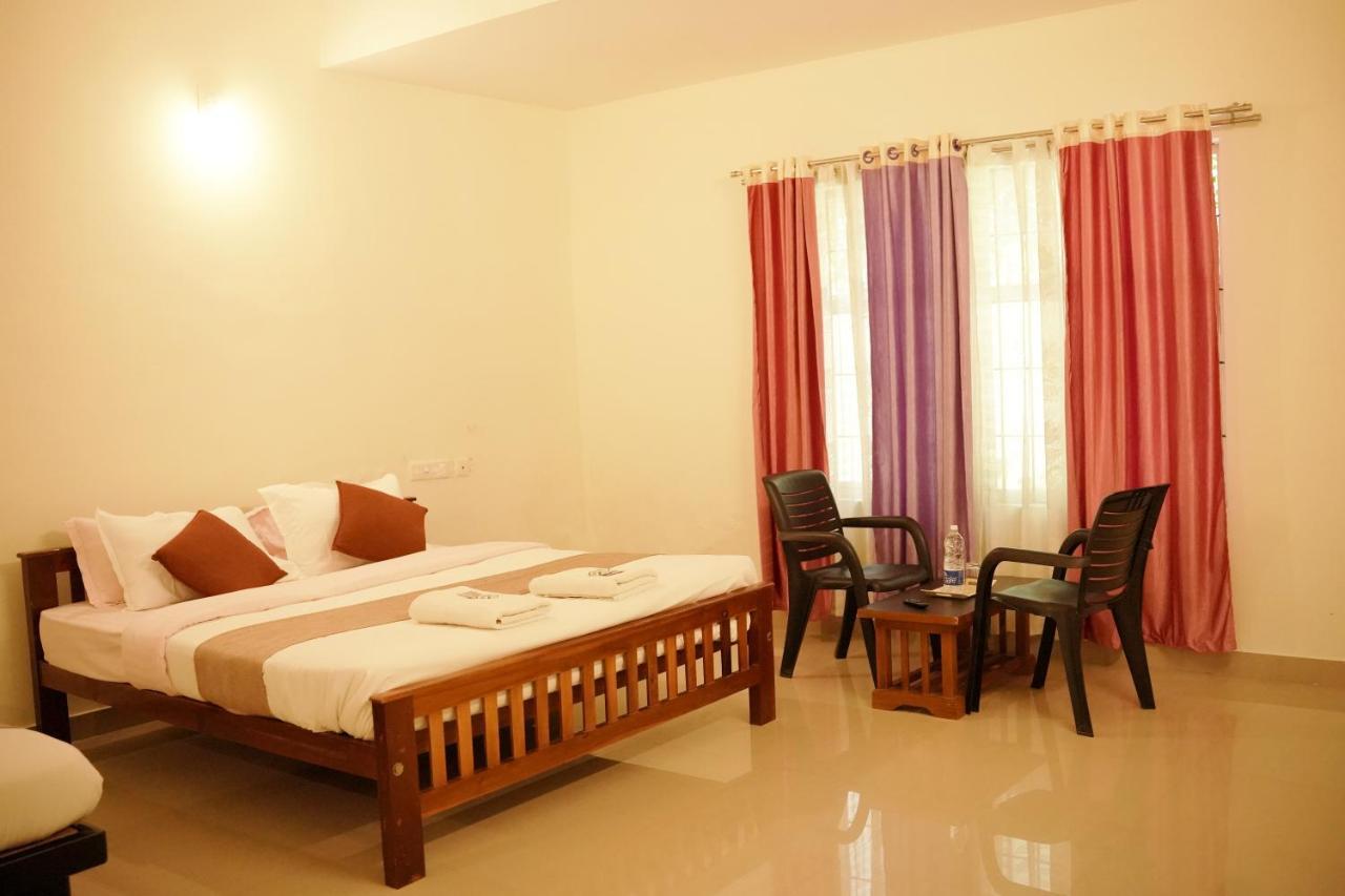 Wayanad Royal Stream Bed and Breakfast Kalpetta Exteriör bild