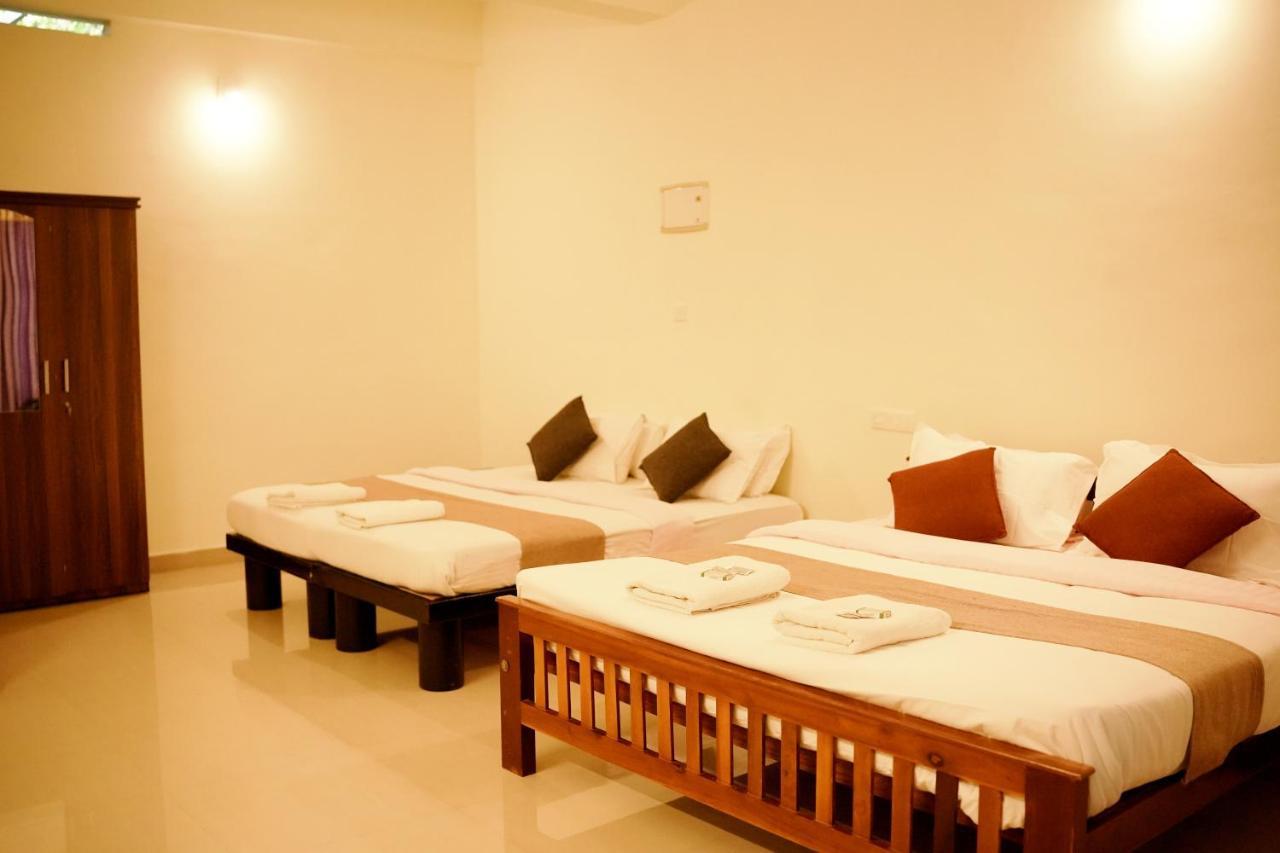 Wayanad Royal Stream Bed and Breakfast Kalpetta Exteriör bild