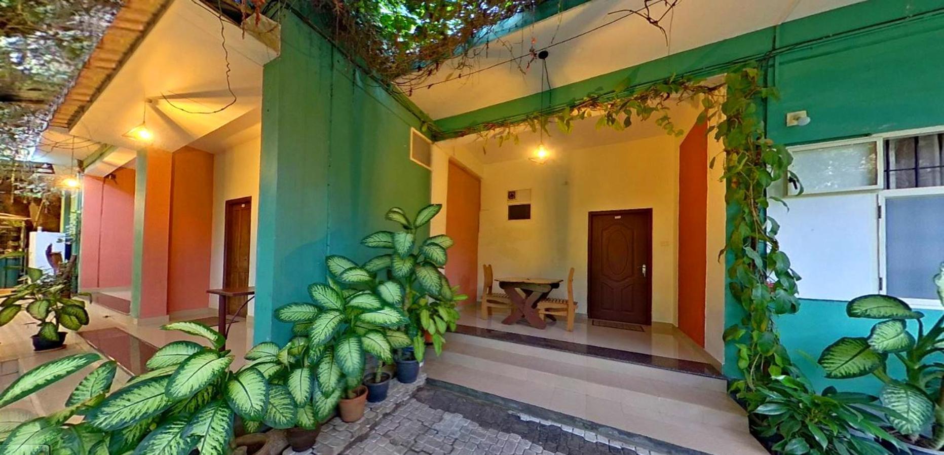 Wayanad Royal Stream Bed and Breakfast Kalpetta Exteriör bild