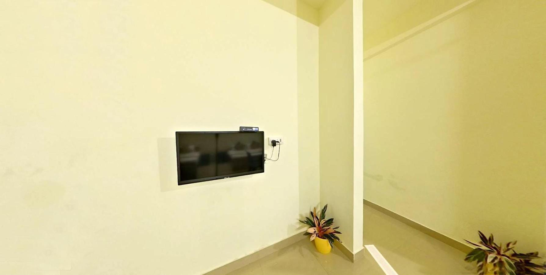 Wayanad Royal Stream Bed and Breakfast Kalpetta Exteriör bild